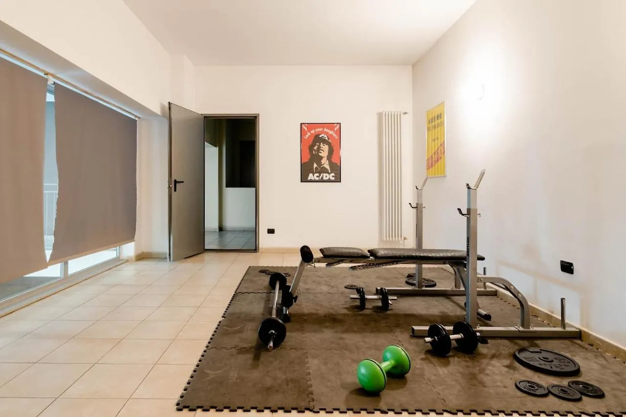 Central Studio Apartment - 24H Self Checkin Милан Италия